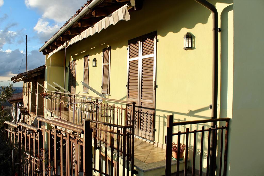 Tra... Monti E Vigne Bed & Breakfast ลามอร์รา ภายนอก รูปภาพ