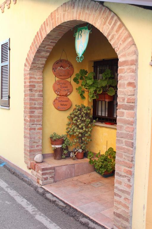Tra... Monti E Vigne Bed & Breakfast ลามอร์รา ภายนอก รูปภาพ