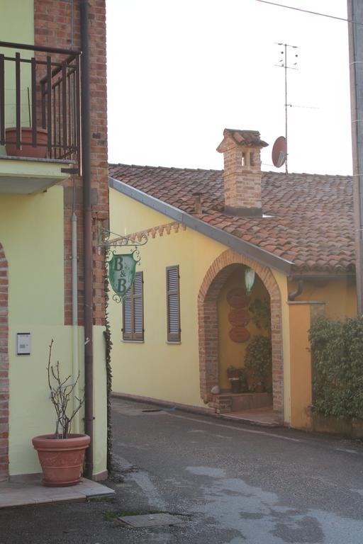 Tra... Monti E Vigne Bed & Breakfast ลามอร์รา ภายนอก รูปภาพ