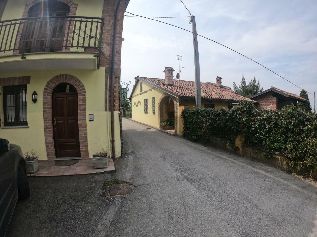 Tra... Monti E Vigne Bed & Breakfast ลามอร์รา ภายนอก รูปภาพ