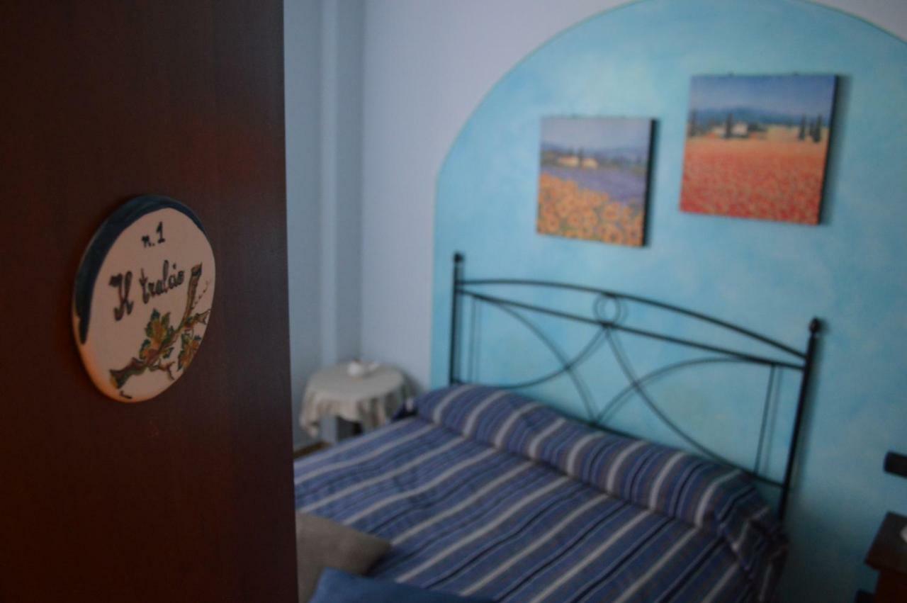 Tra... Monti E Vigne Bed & Breakfast ลามอร์รา ภายนอก รูปภาพ