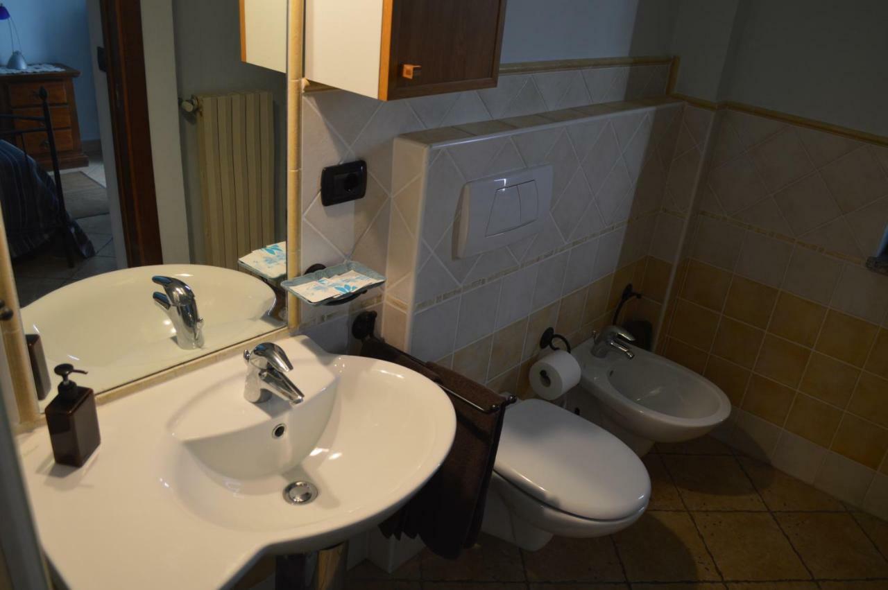 Tra... Monti E Vigne Bed & Breakfast ลามอร์รา ภายนอก รูปภาพ